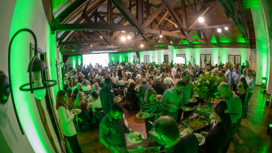 APCBRH Homenageia Criadores Destaques da Raça Holandesa em Produção, Conformação, Qualidade, Saúde e Genética no Paraná.